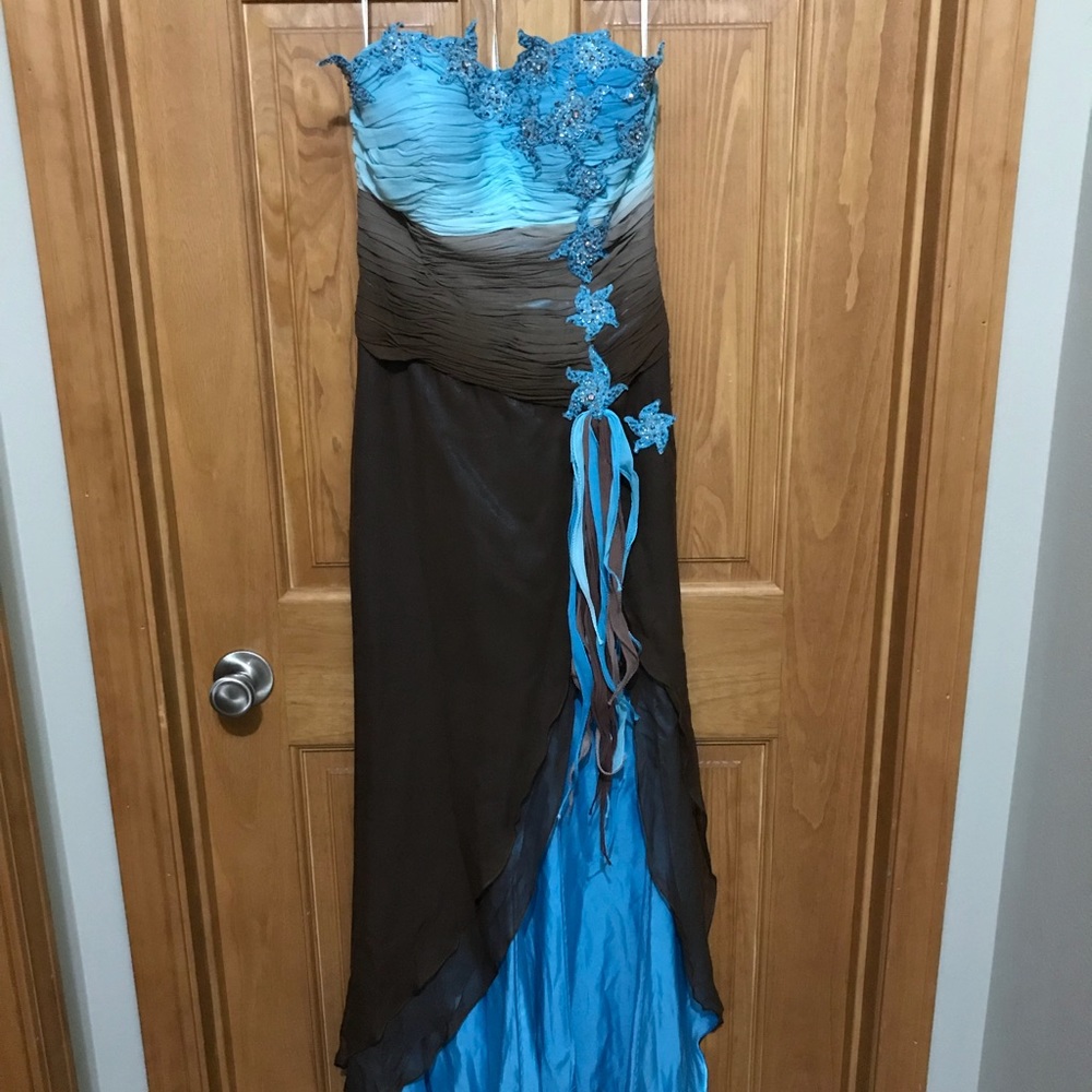 Alyce designs prom dress